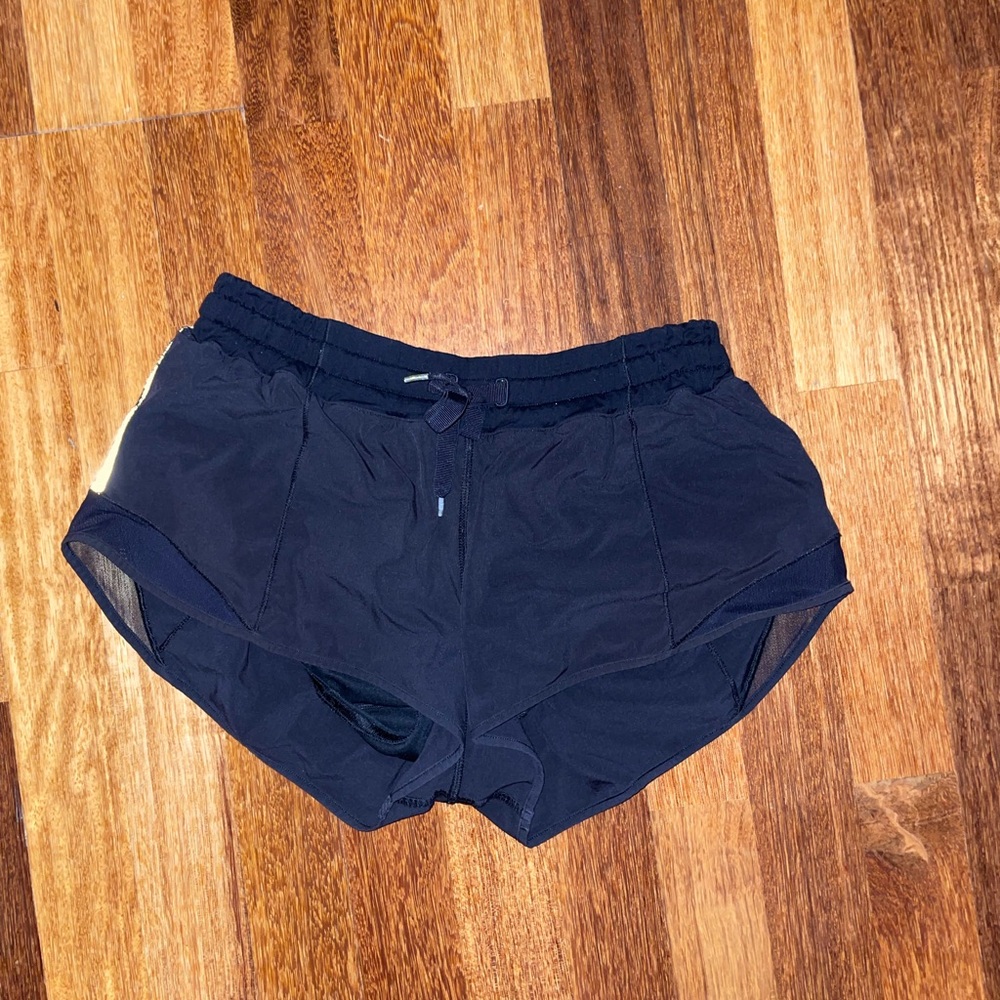 lululemon hotty hot shorts